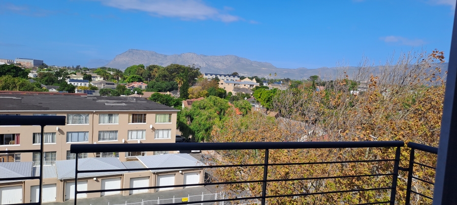 To Let 2 Bedroom Property for Rent in Diep River Western Cape